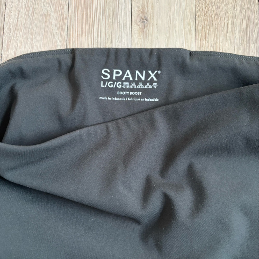 Spanx Booty Boost 7/8 Leggings - Picture 4 of 4